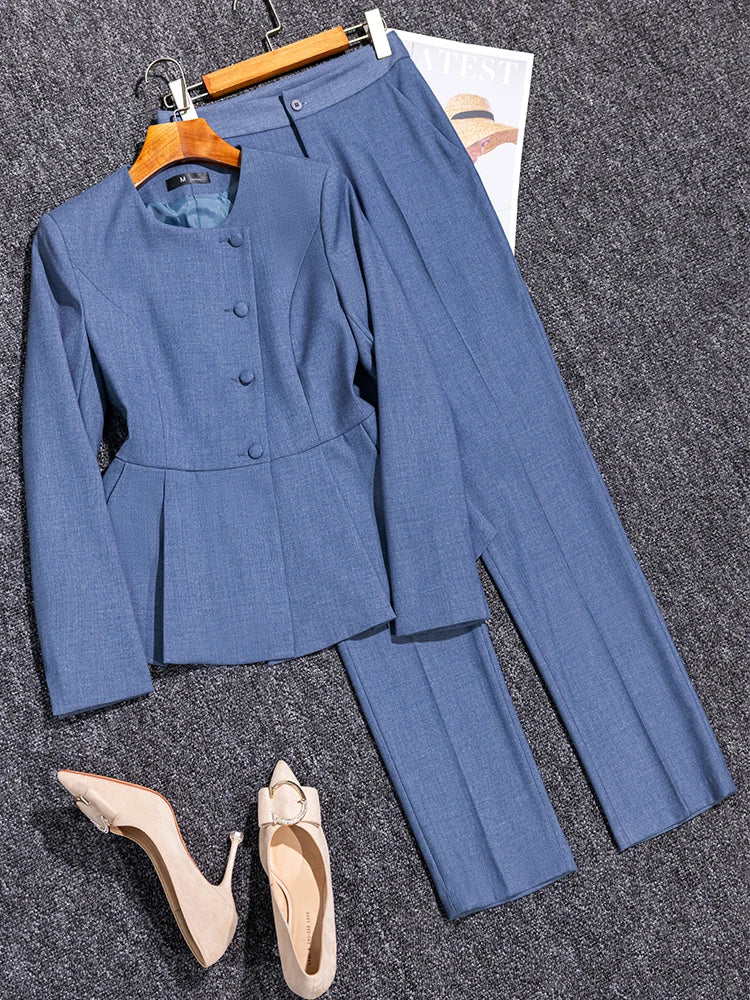 Sophisticate Olivia suit