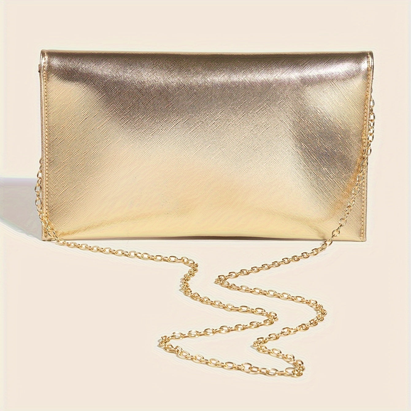 Sophisticate clutch