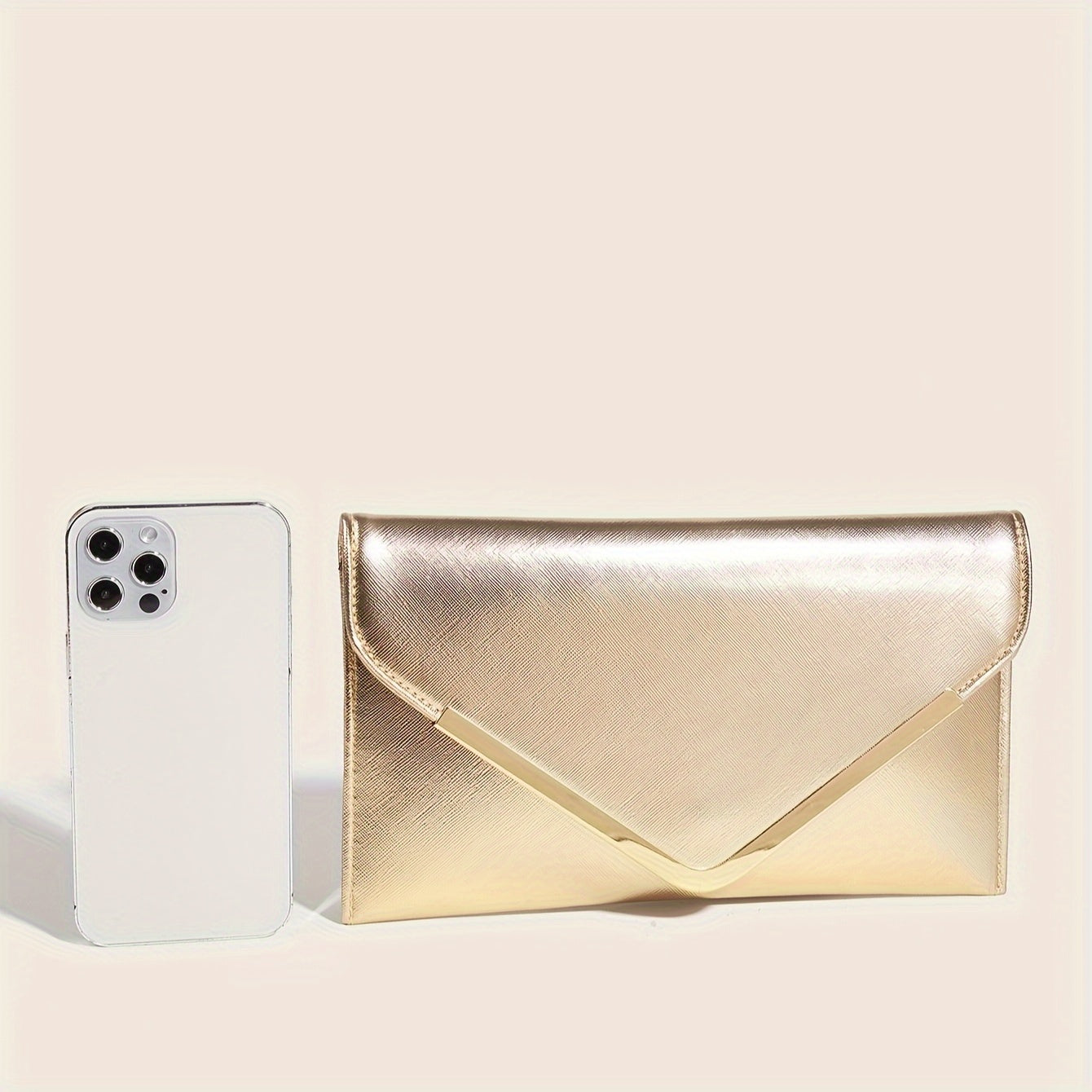 Sophisticate clutch