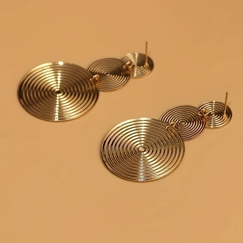 Sophisticate Metal Round Shape Spiral Pattern Earrings